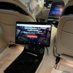 Задний монитор Mercedes GLS